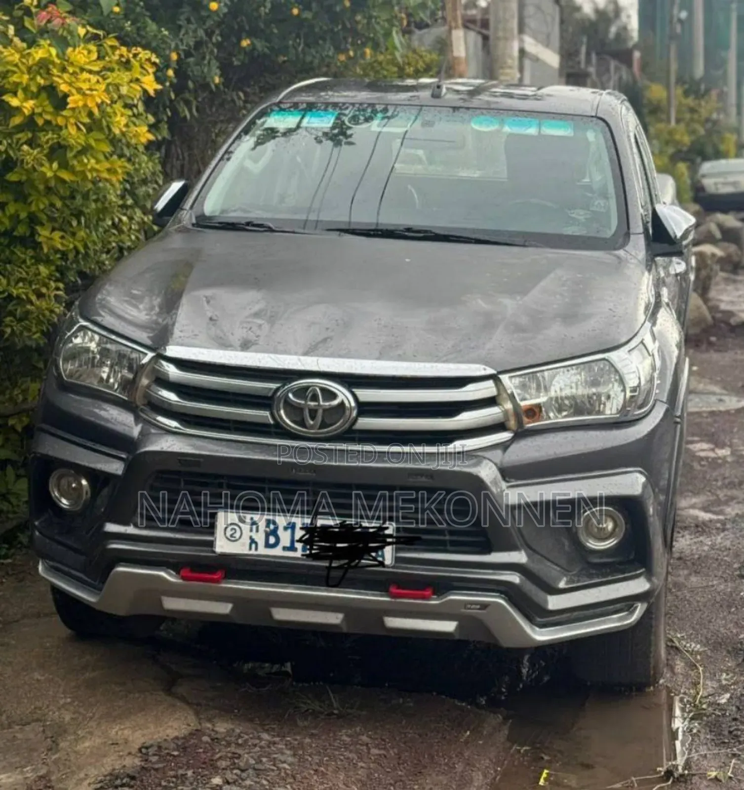 Toyota Hilux 2016 Gray