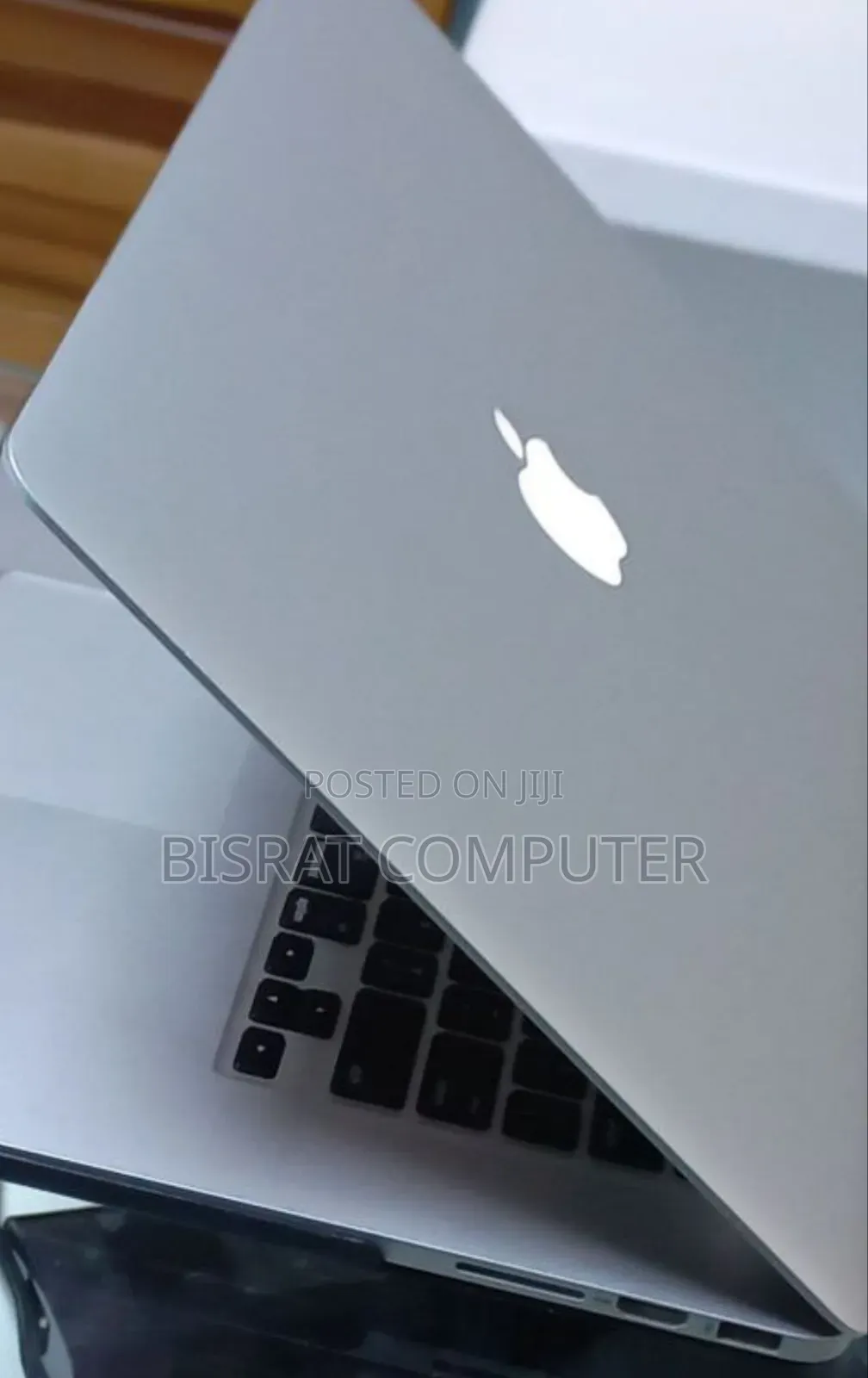 New Laptop Apple MacBook Pro 2013 8GB Intel Core I7 SSD 256GB