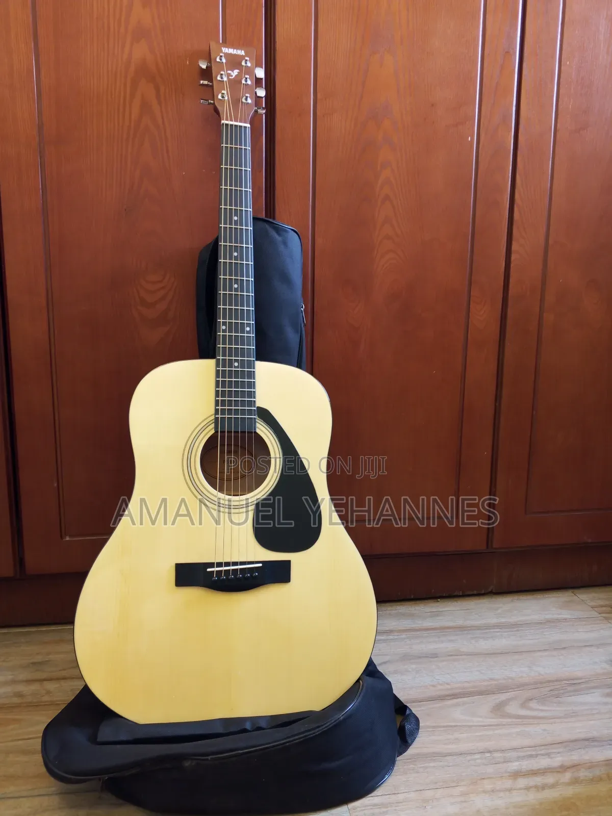 Yamaha F310 Acoustic Guitar