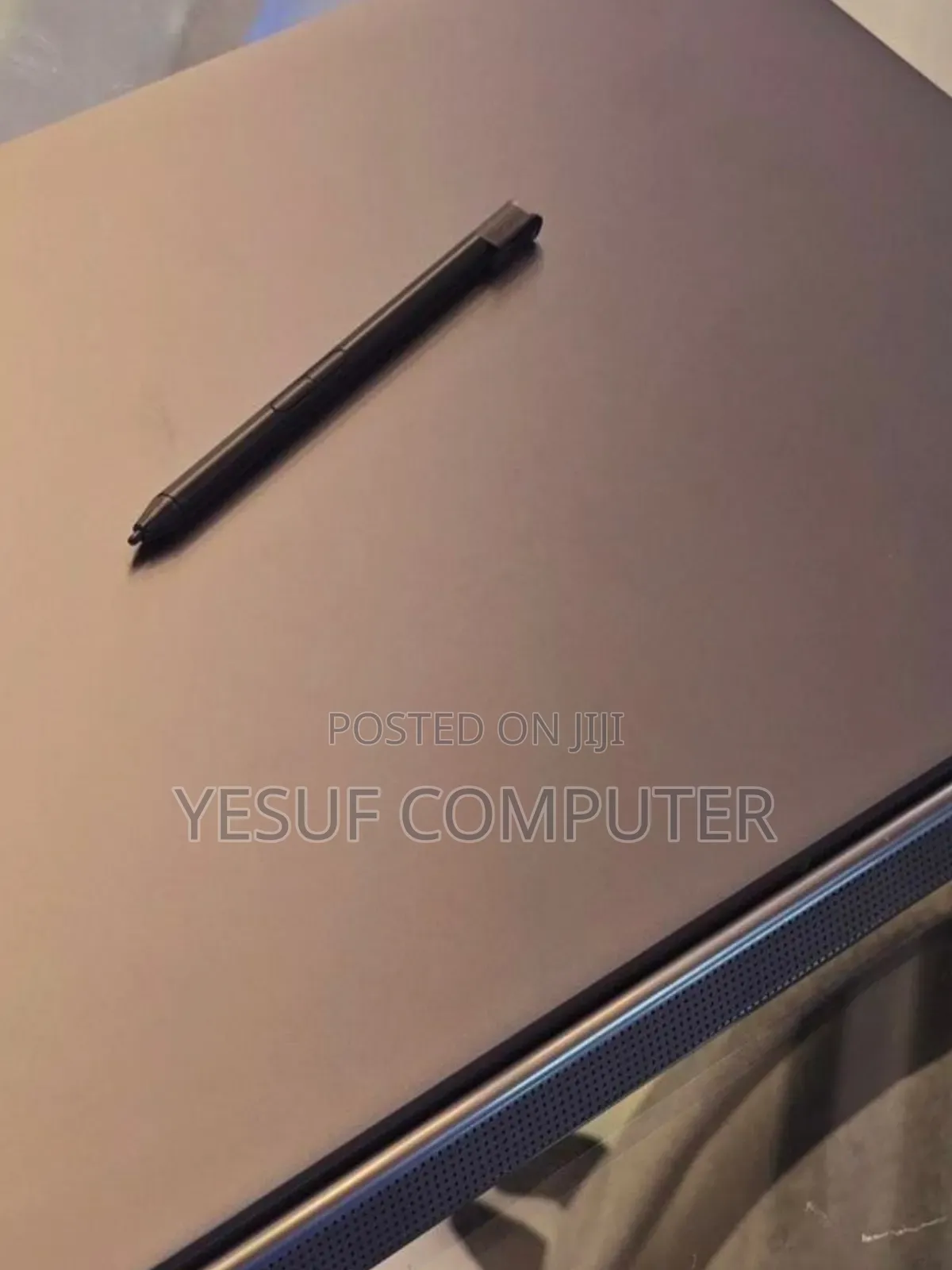 New Laptop Lenovo Yoga 7i 16GB Intel Core I7 SSD 1T