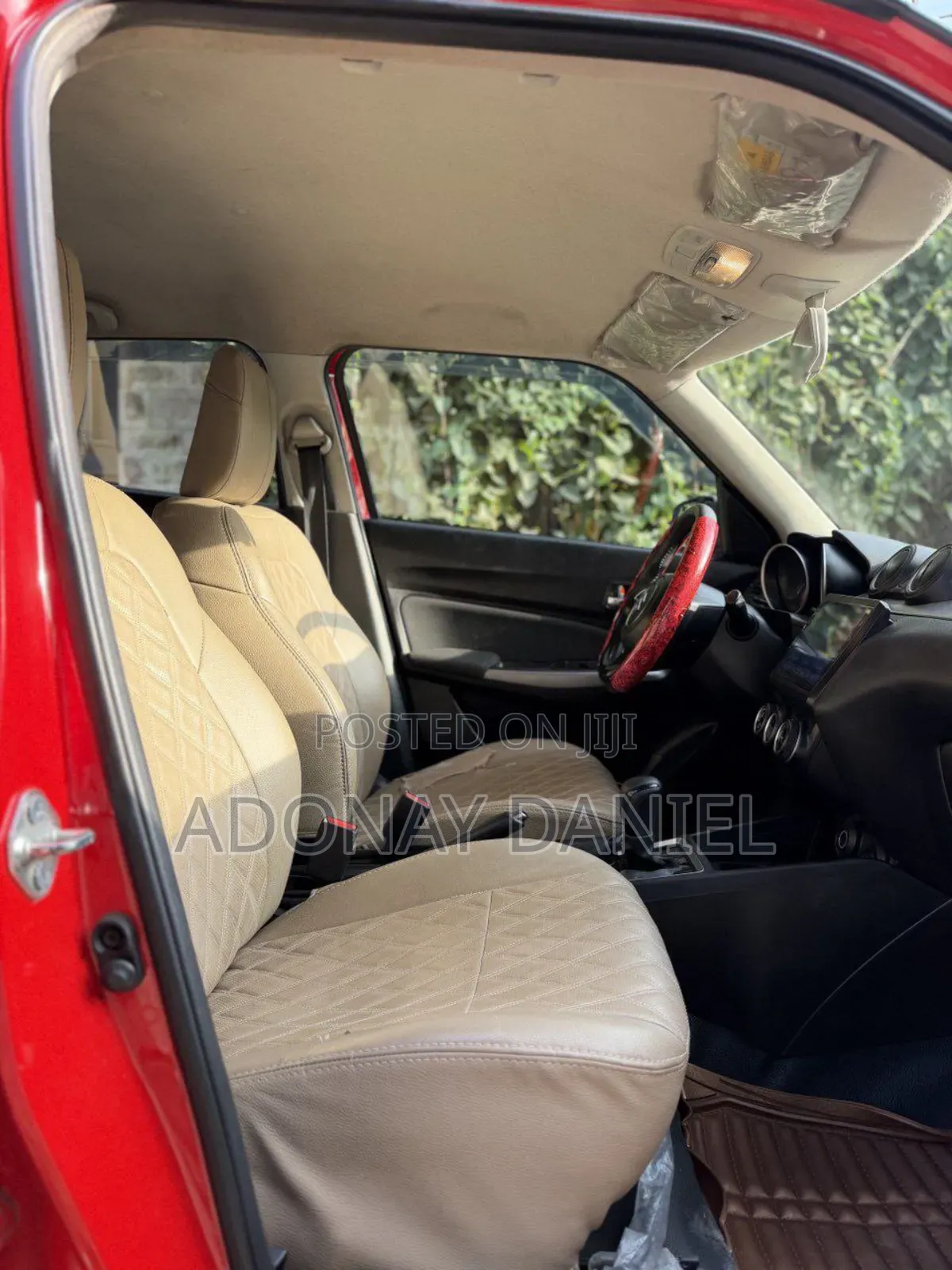 Suzuki Swift RS 2022 Red