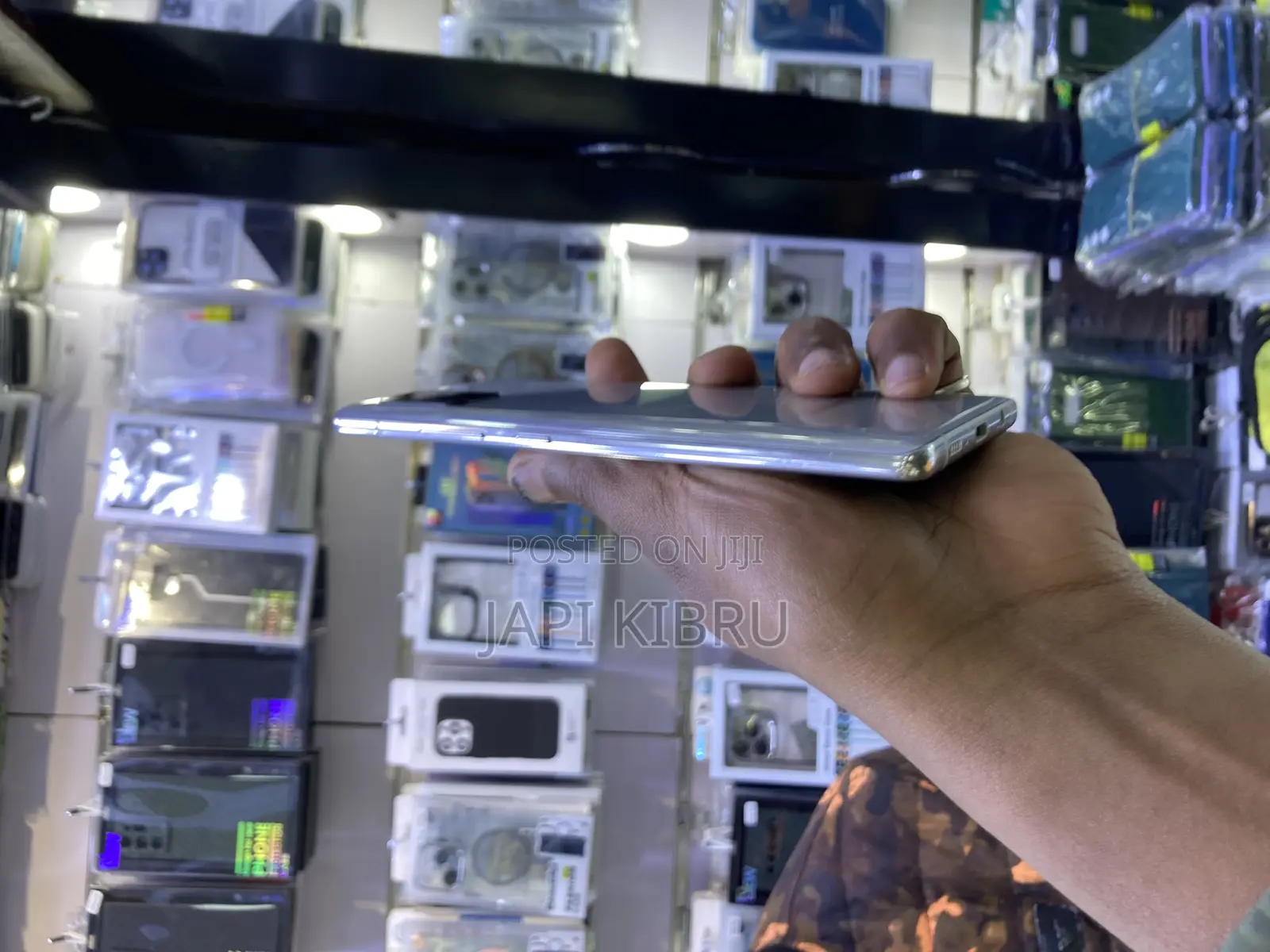 New Samsung Galaxy A71 5G UW 128 GB Silver