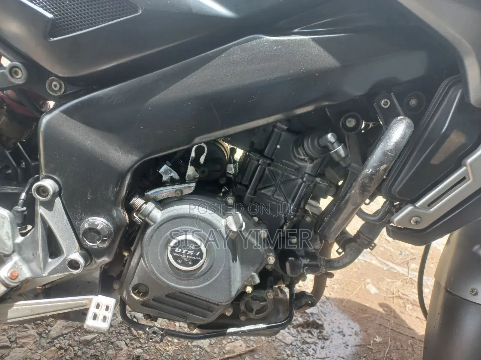 Bajaj Pulsar NS 200 2018 White