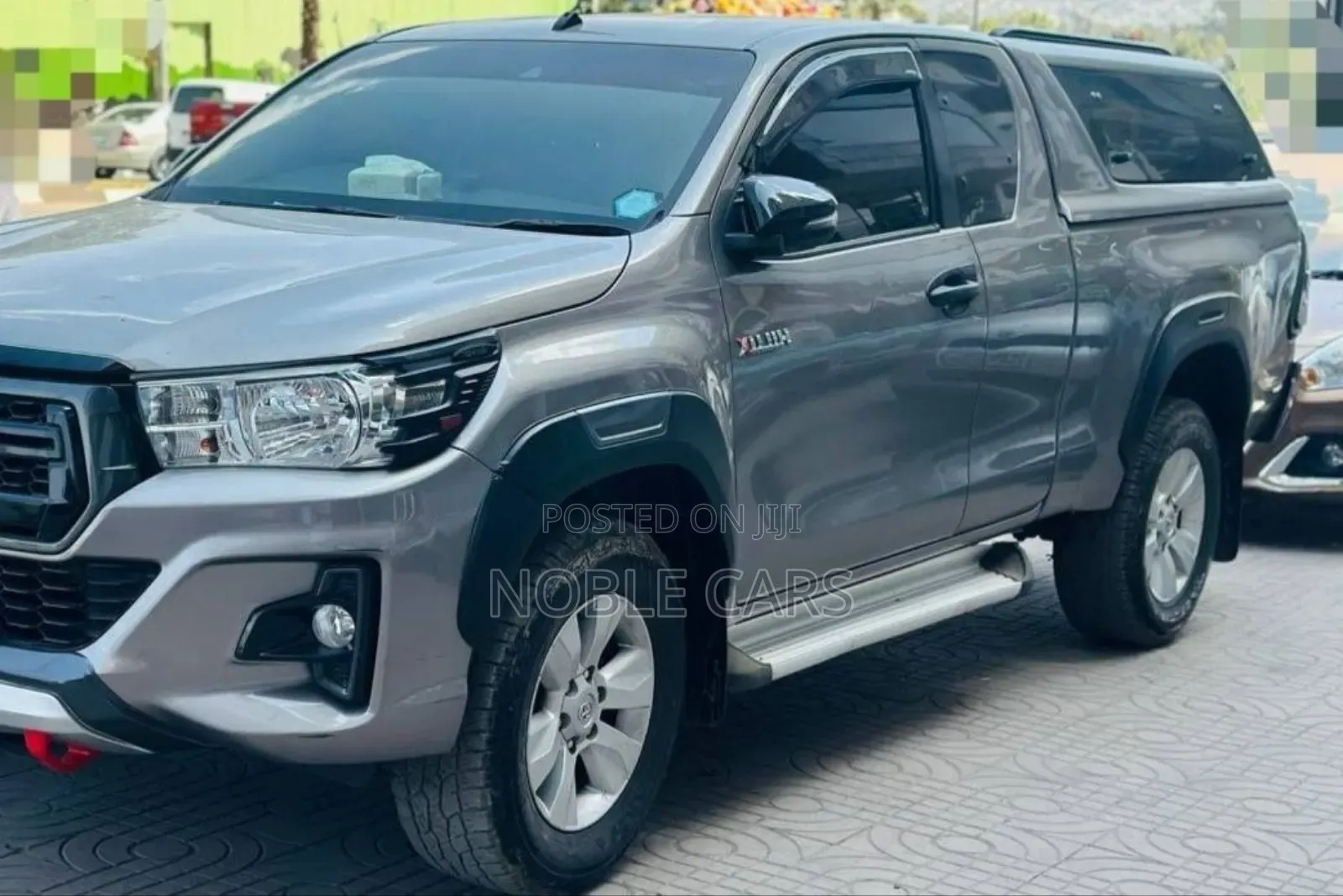 Toyota Hilux 2020 Gold