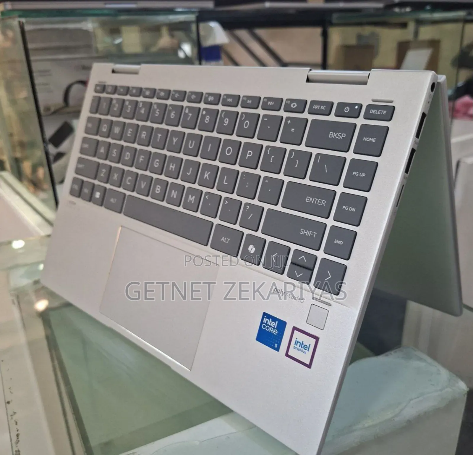 New Laptop HP Envy X360 8GB Intel Core 5 SSD 512GB