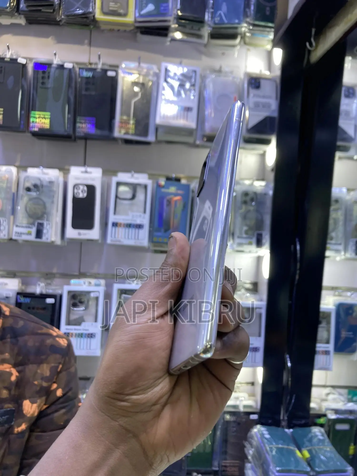 New Samsung Galaxy A71 5G UW 128 GB Silver