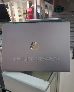 New Laptop HP 8GB AMD Ryzen 5 SSD 512GB