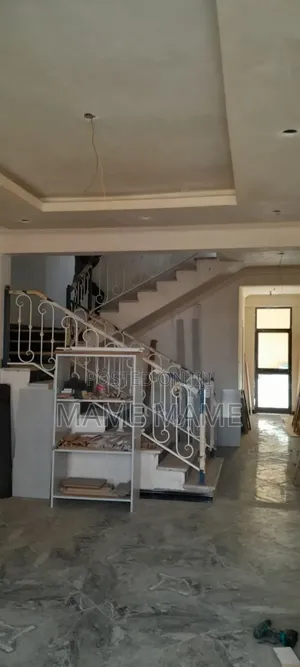 7bdrm House in Addis Abeba, Bole for sale