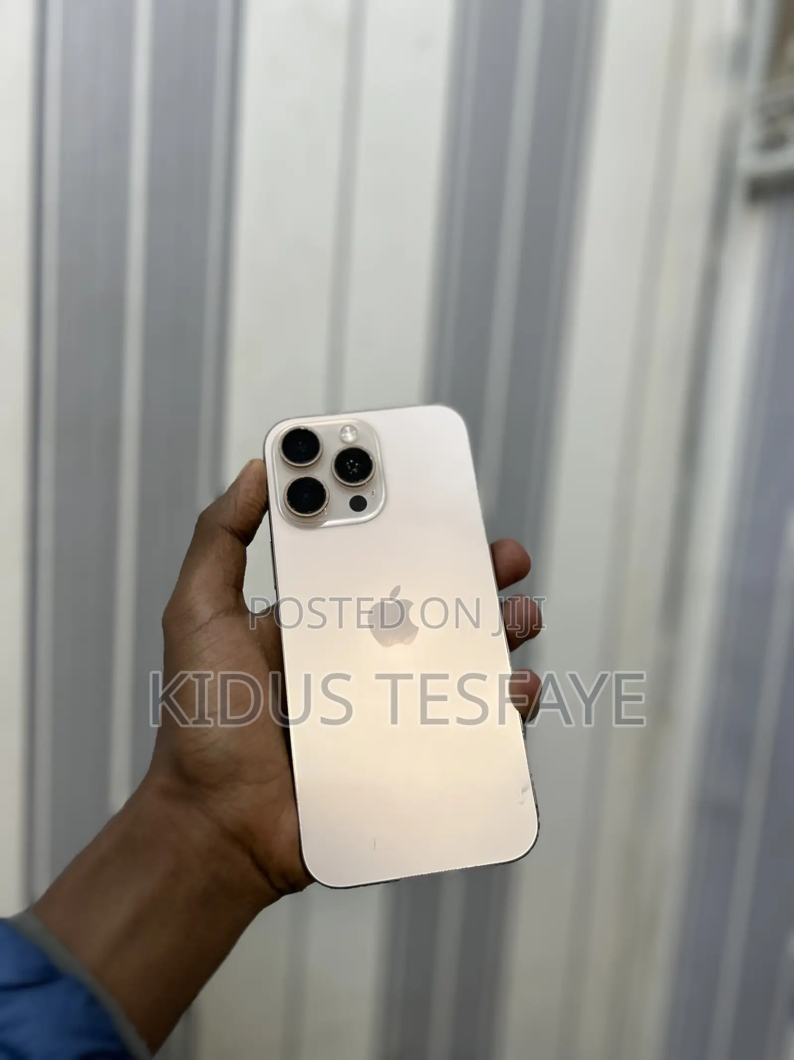 Apple iPhone 16 Pro Max 256 GB Gold