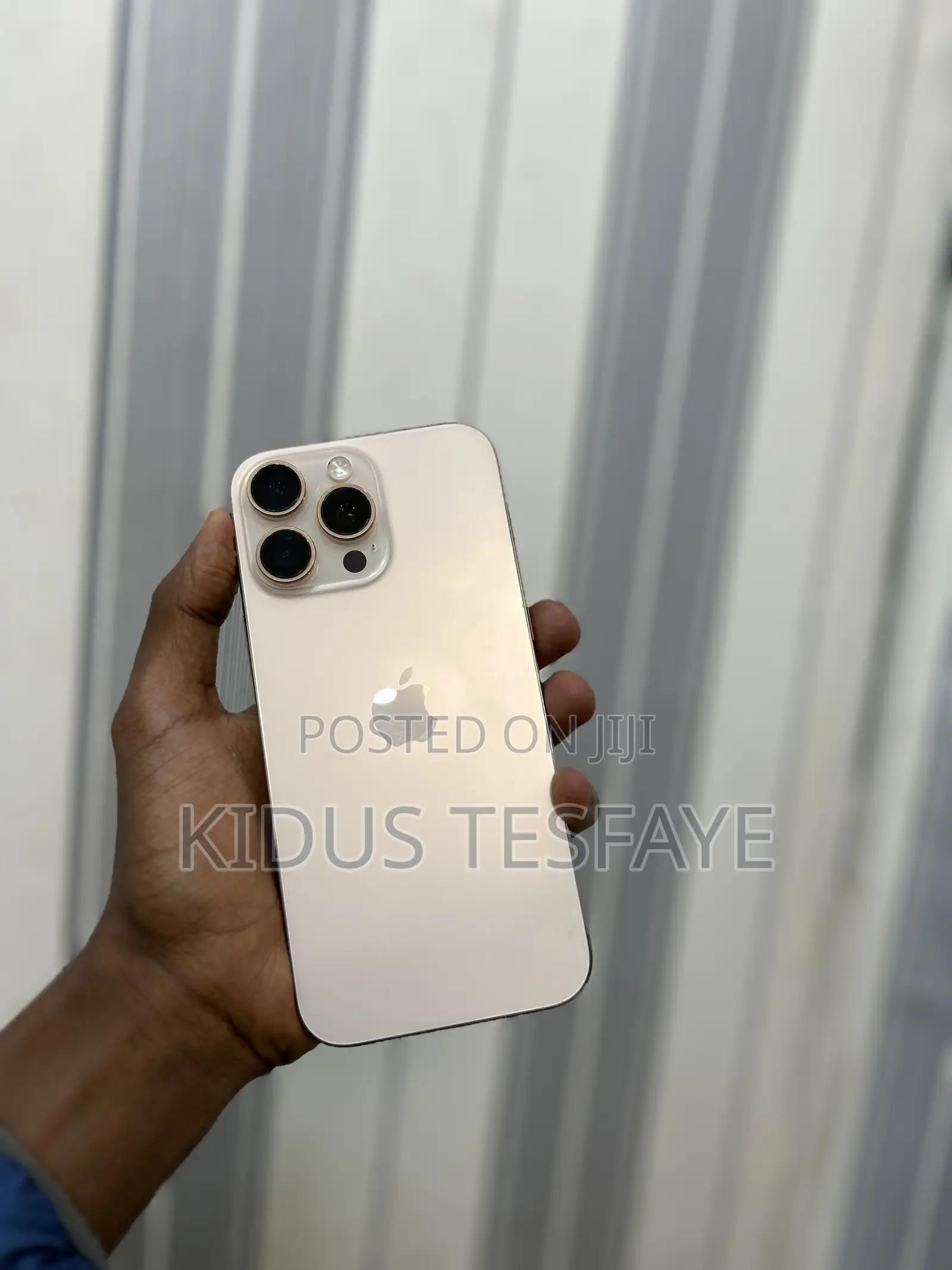 Apple iPhone 16 Pro Max 256 GB Gold