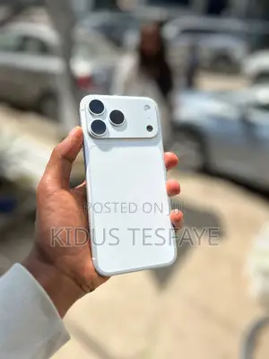 Photo - New Apple iPhone 17 Pro Max 256 GB Gray