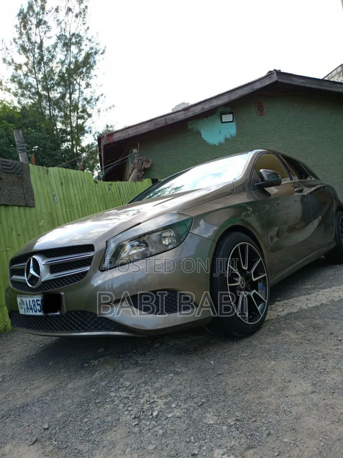 Mercedes-Benz A-Class 2013 Brown