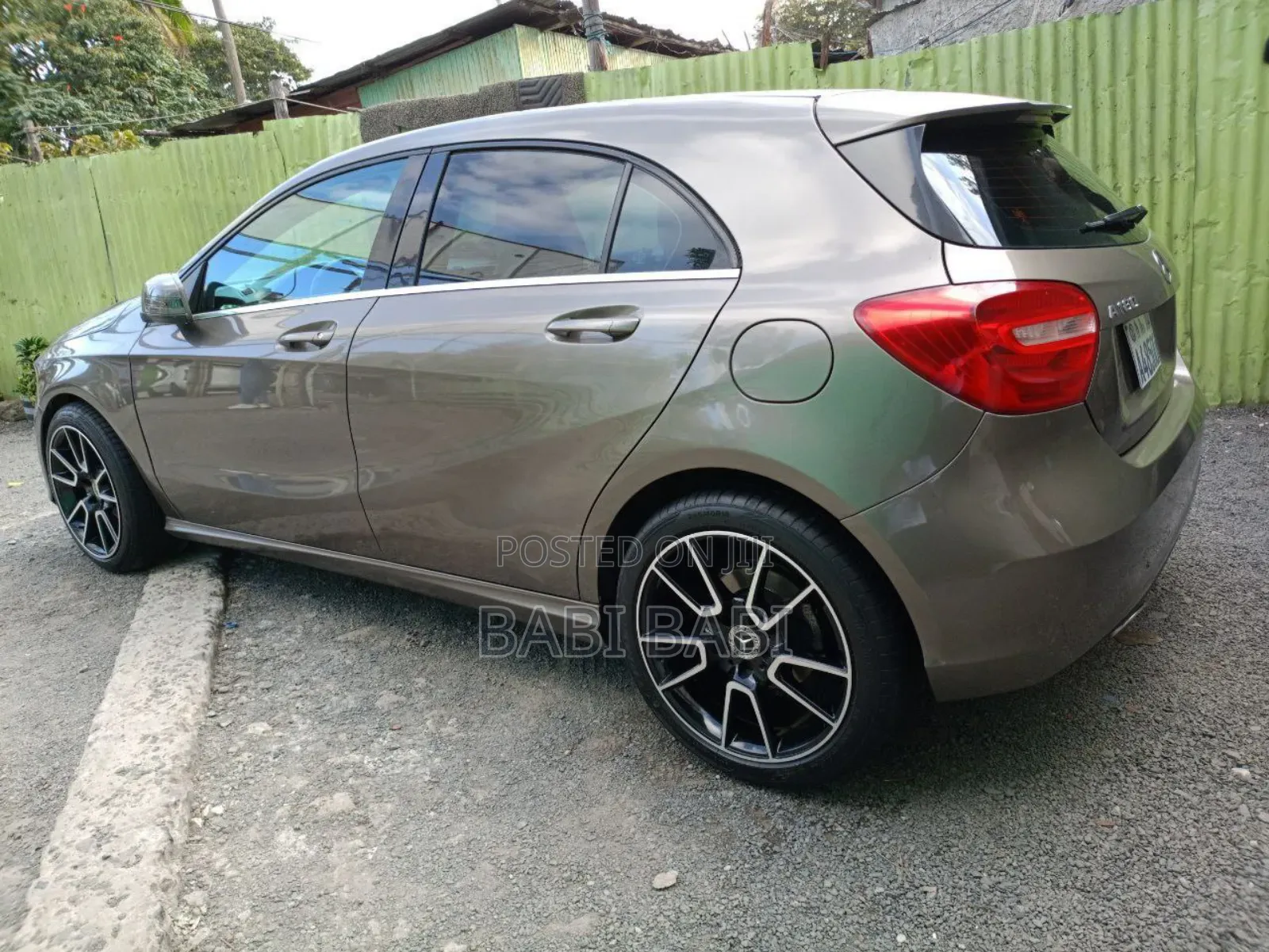 Mercedes-Benz A-Class 2013 Brown