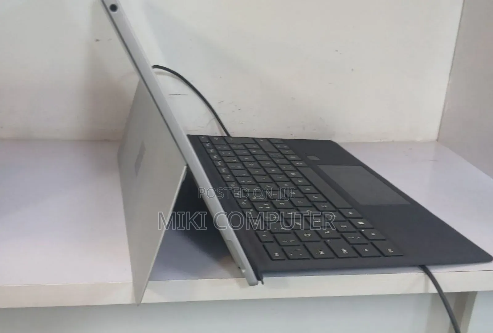 New Laptop Microsoft Surface 16GB Intel Core I5 SSD 256GB