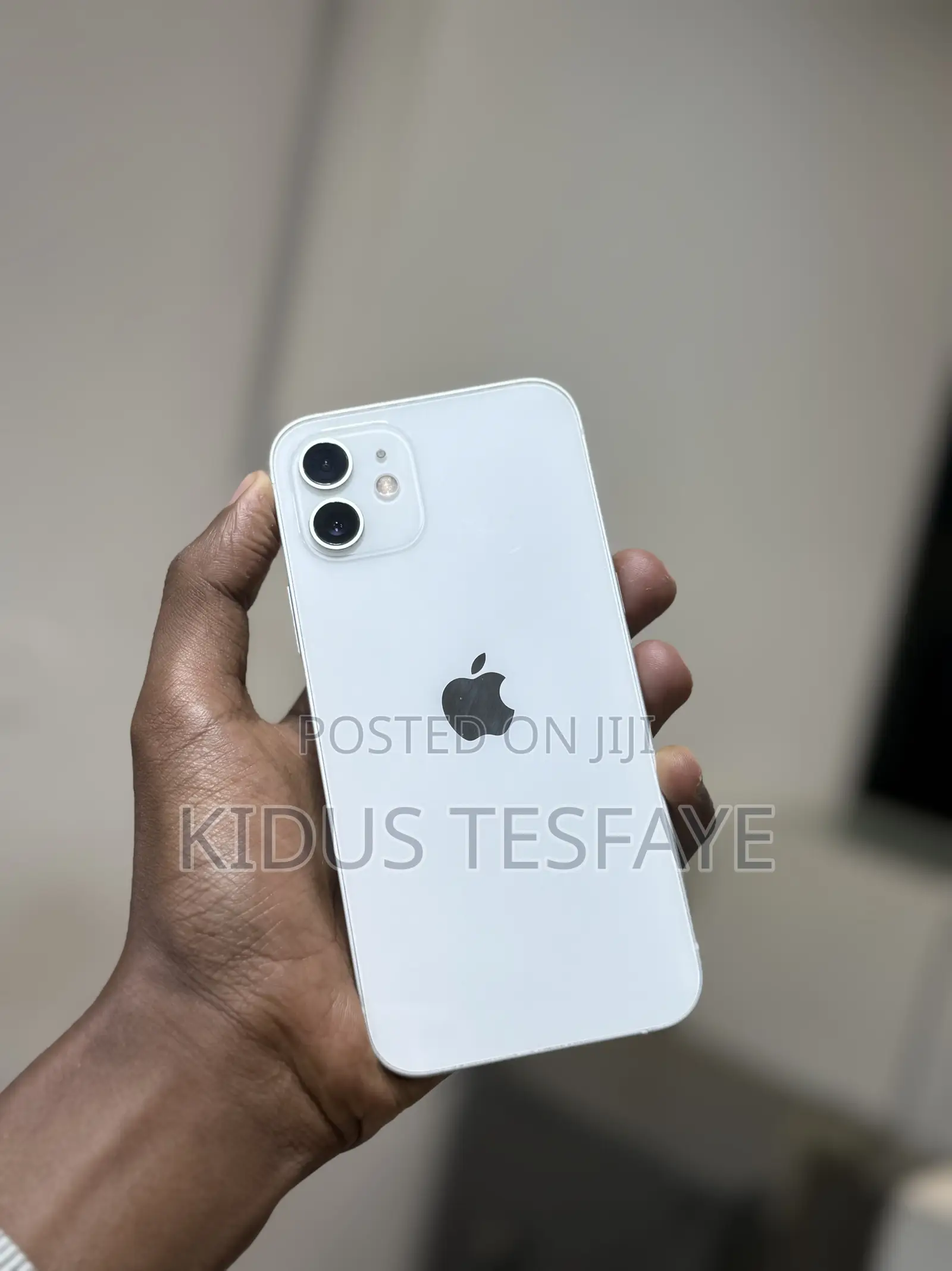 Apple iPhone 12 64 GB White