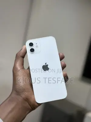 Apple iPhone 12 64 GB White