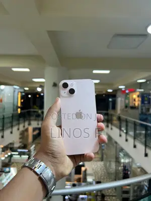 Photo - Apple iPhone 13 256 GB Pink