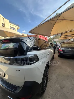 Peugeot 5008 2022 White