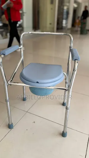 Photo - Toilet Chair田手toilet Chair口卜toilet Chair 水手toilet Chair水手toilet Chair