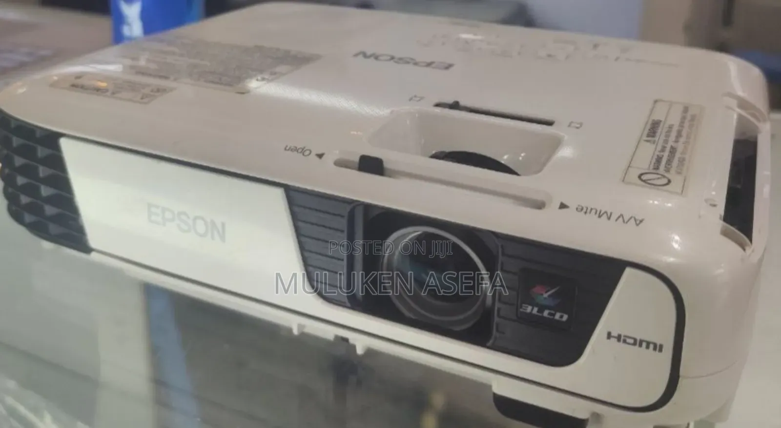 Epson Projector Model Name: Eb-X31 Hardware Interface: Vga, Usb, HDM