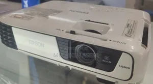 Epson Projector Model Name: Eb-X31 Hardware Interface: Vga, Usb, HDM