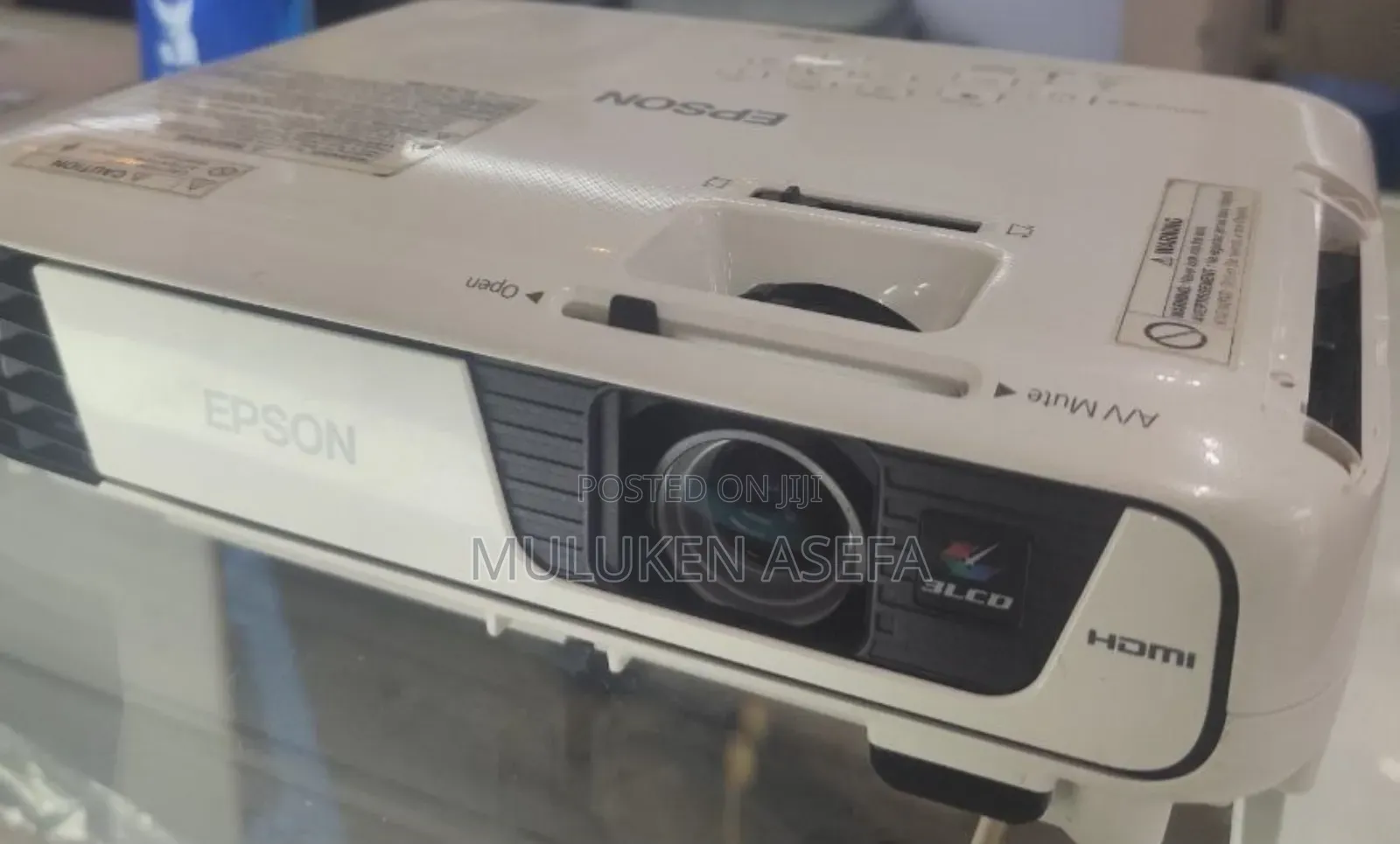 Epson Projector Model Name: Eb-X31 Hardware Interface: Vga, Usb, HDM