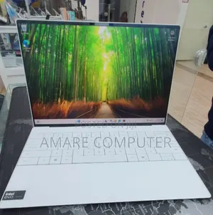 New Laptop Dell XPS 13 16GB Intel Core Ultra 7 SSD 512GB