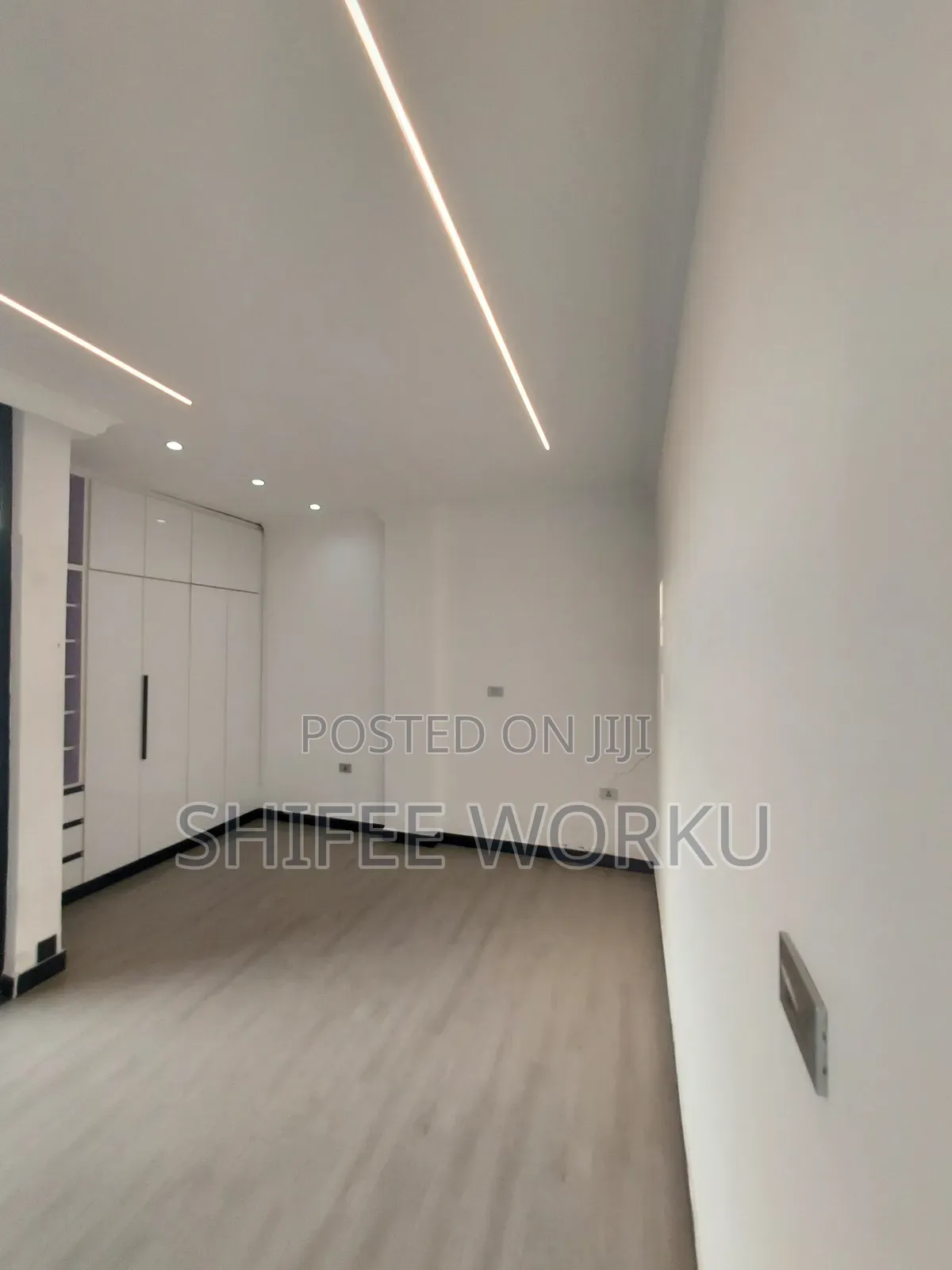 Furnished 9bdrm House in Wosen, Yeka for sale