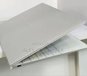 New Laptop Dell XPS 13 32GB Intel Core I7 SSD 1T