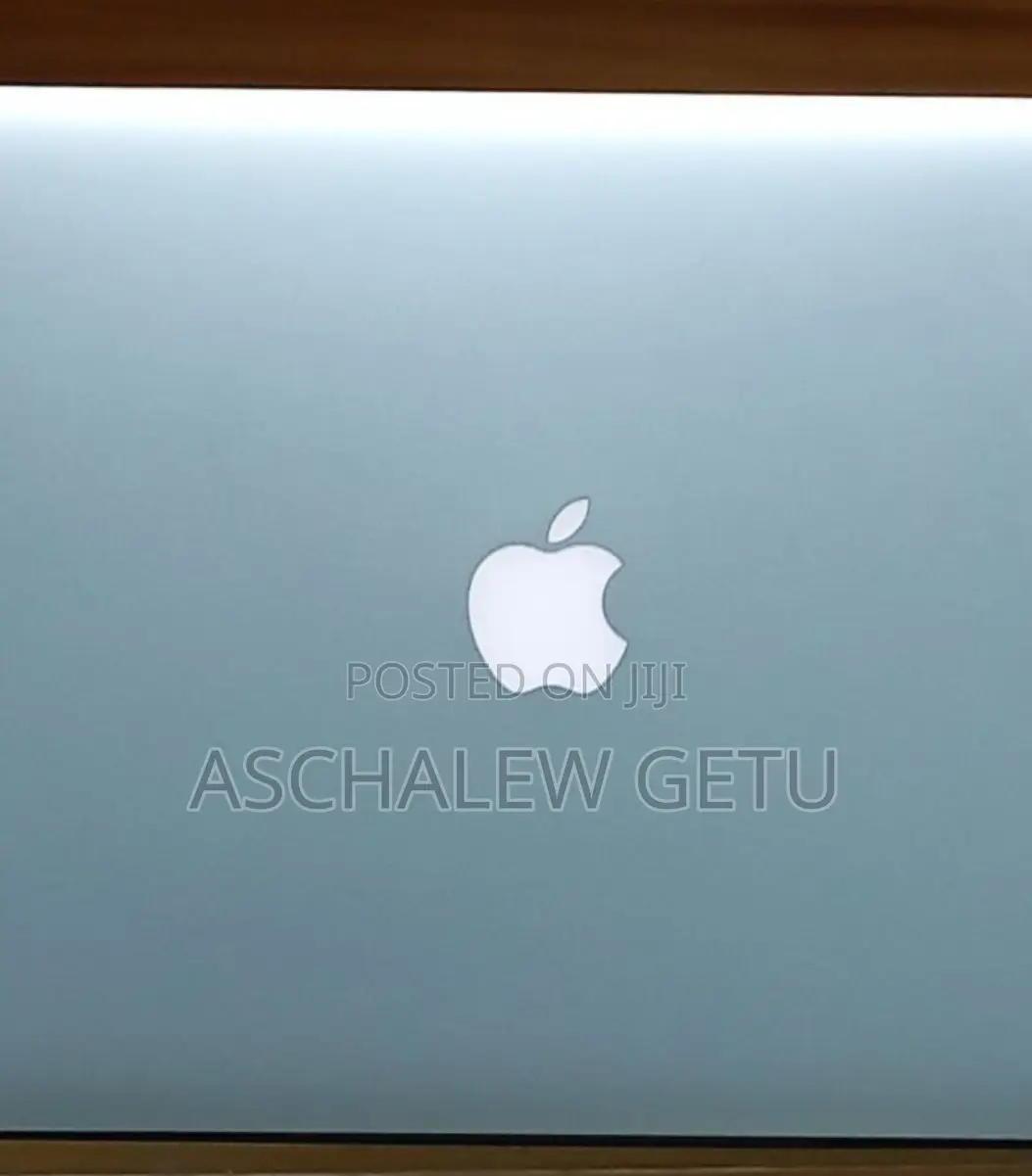 New Laptop Apple MacBook Pro 2013 8GB Intel Core I7 SSD 256GB