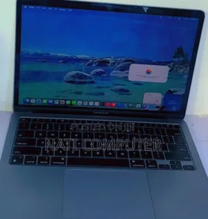 New Laptop Apple MacBook Pro M1 8GB AMD Ryzen 7 SSD 256GB