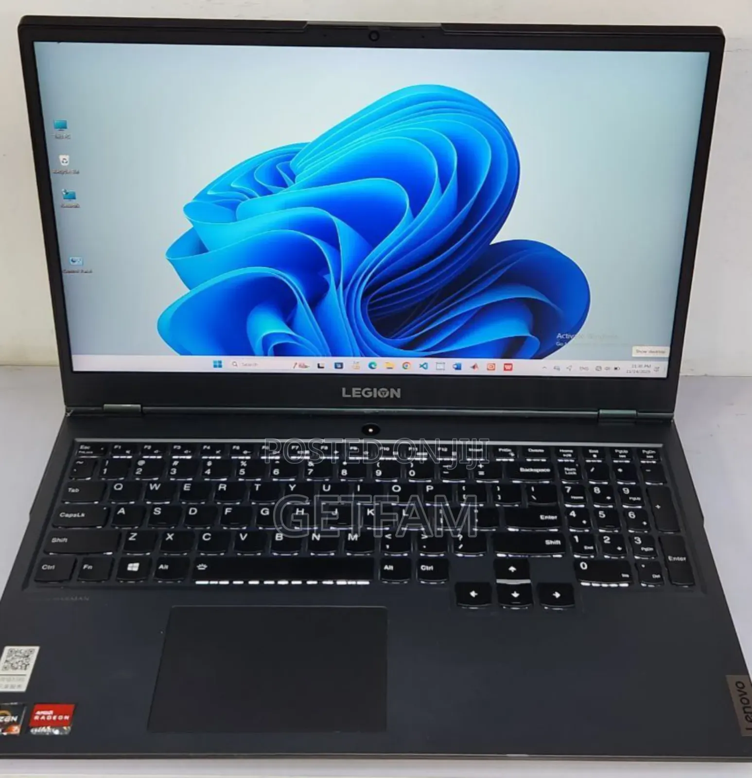 New Laptop Lenovo Legion 5 16GB AMD Ryzen 7 SSD 512GB
