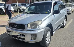 Photo - Toyota RAV4 2008 Silver