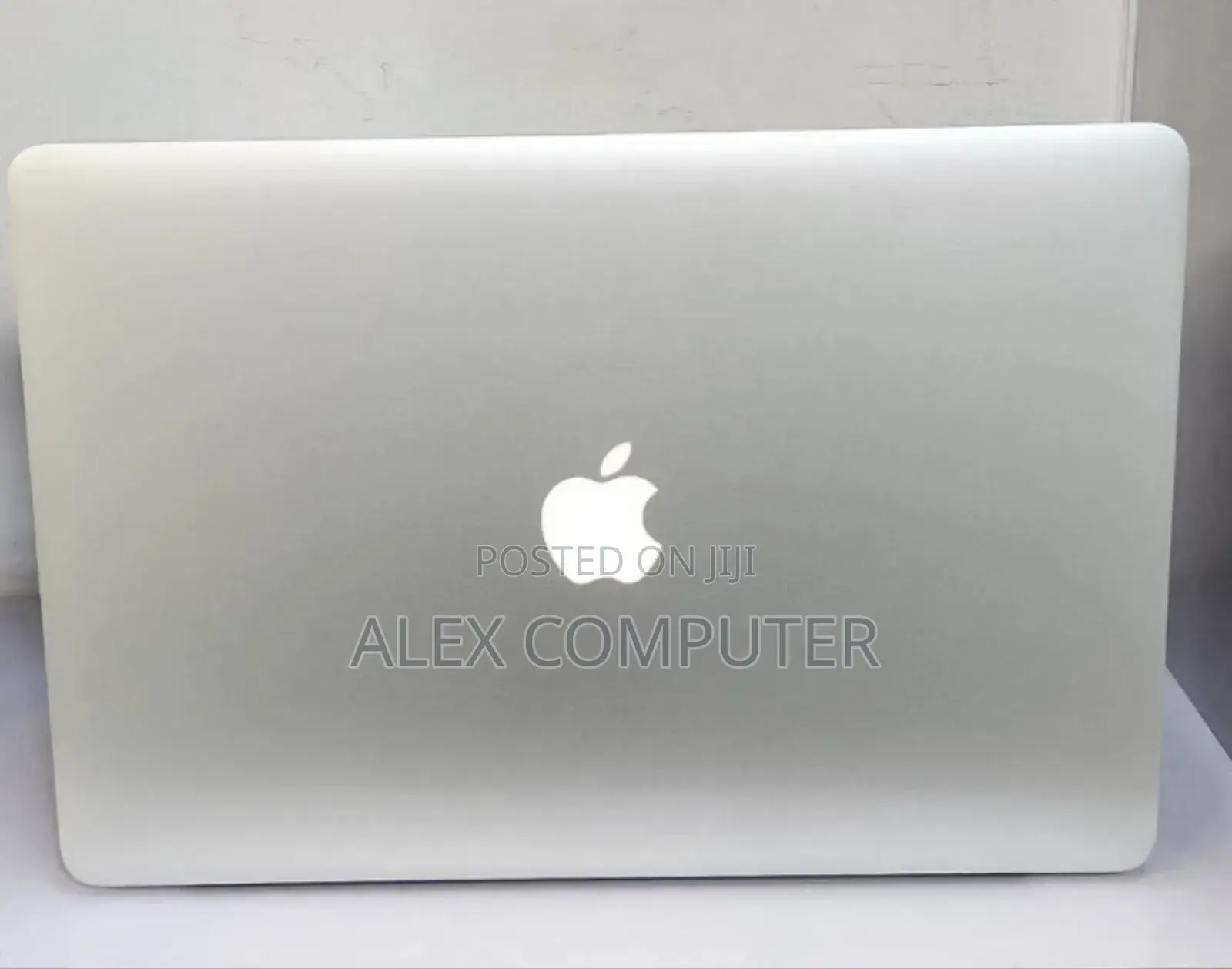 New Laptop Apple MacBook Pro 2015 16GB Intel Core I7 SSD 512GB