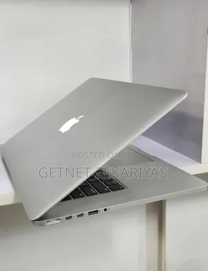 New Laptop Apple MacBook Pro 2015 16GB Intel Core i7 SSD 512GB