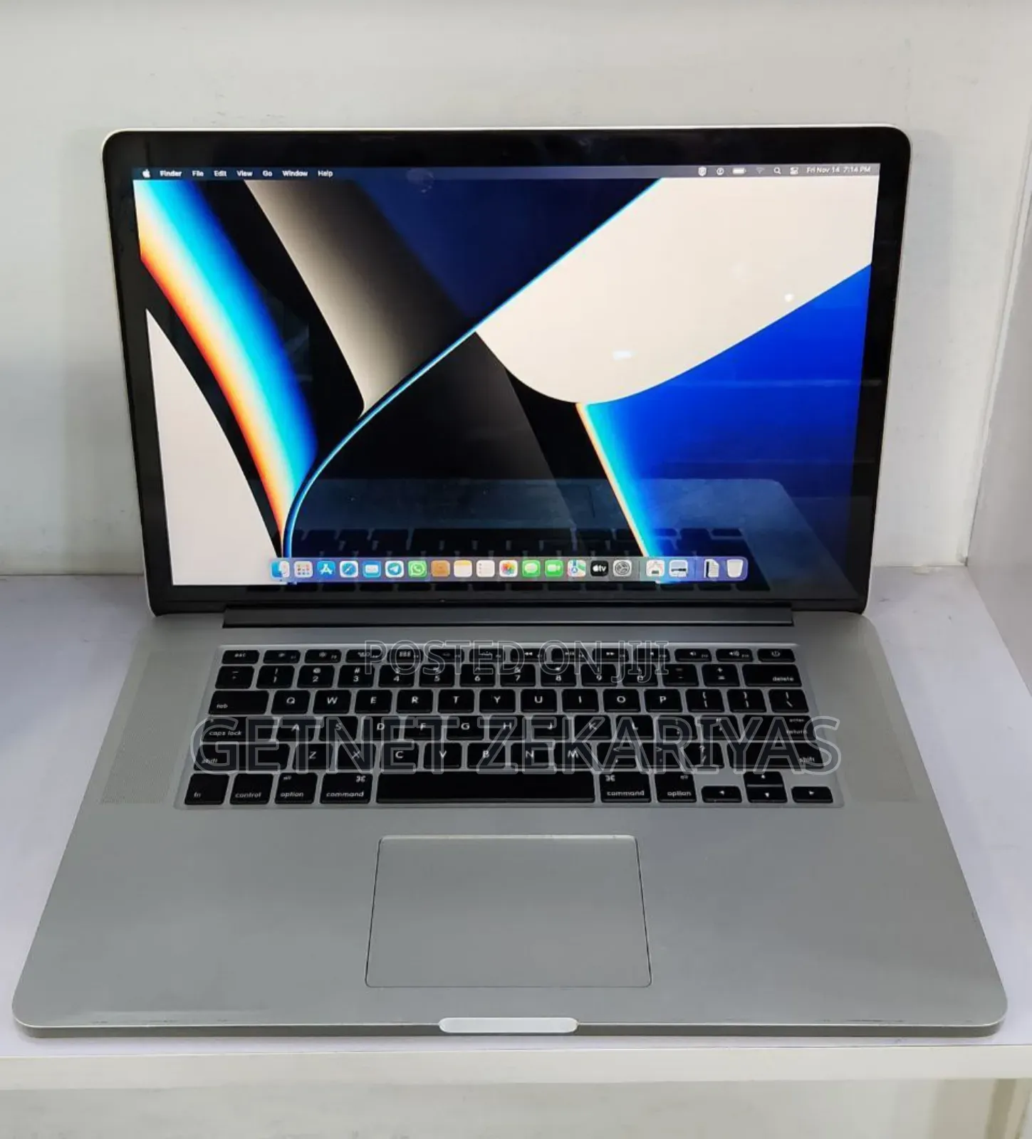 New Laptop Apple MacBook Pro 2015 16GB Intel Core i7 SSD 512GB