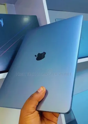 New Laptop Apple MacBook Air 2020 M1 8GB Apple M1 SSD 256GB