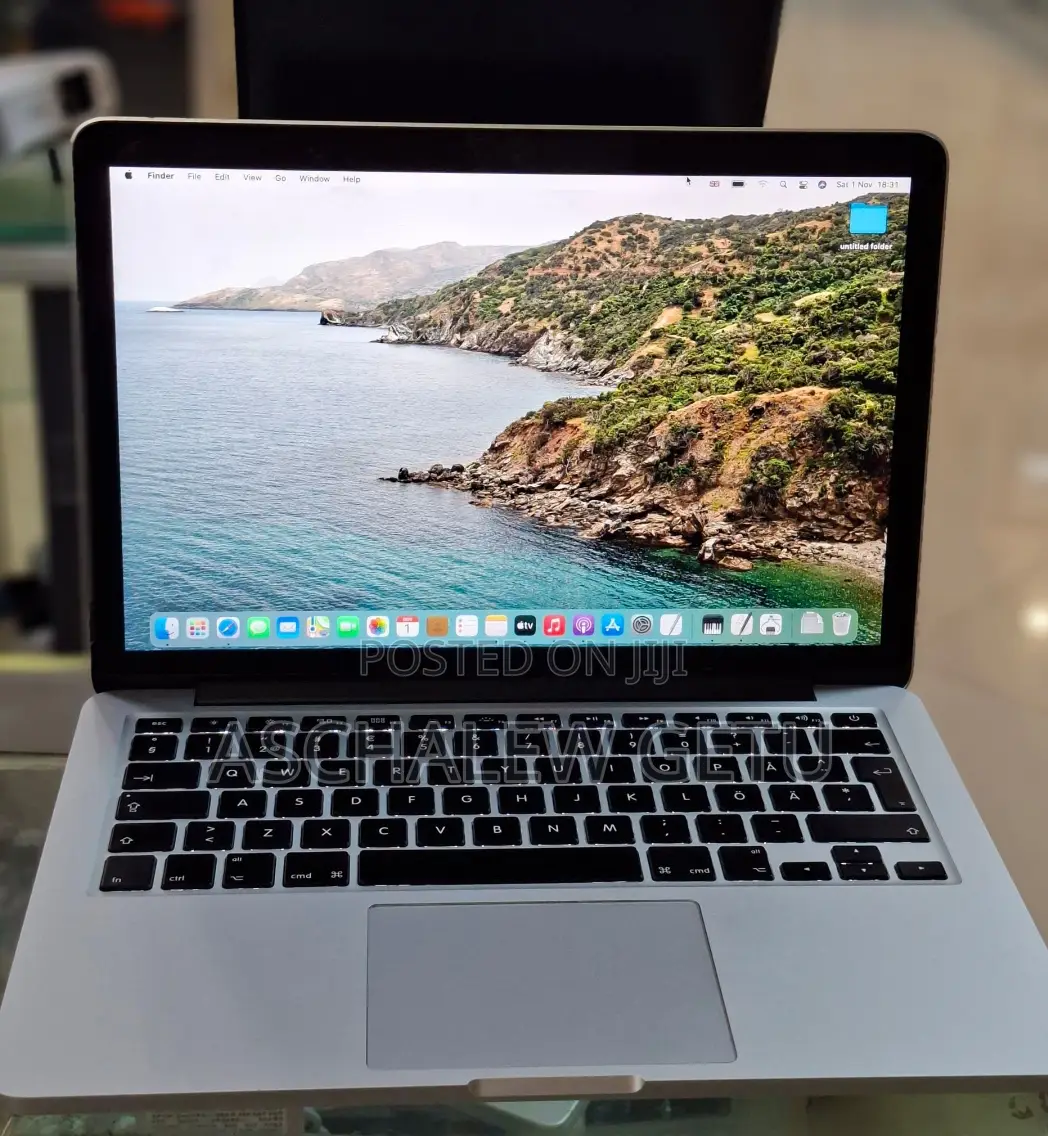 New Laptop Apple MacBook Pro 2014 8GB Intel Core I7 SSD 256GB