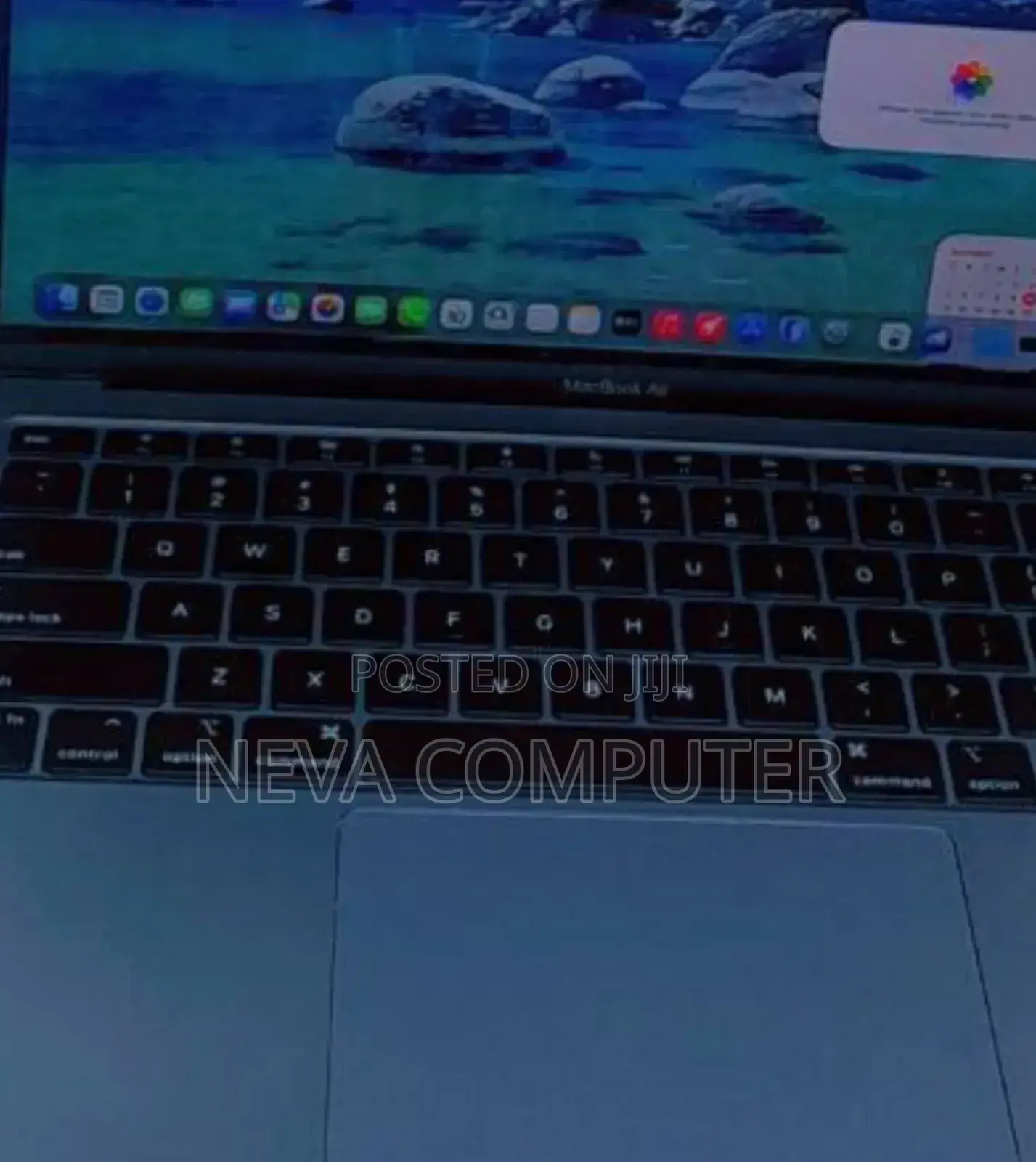 New Laptop Apple MacBook Pro M1 8GB Intel Core I7 SSD 256GB