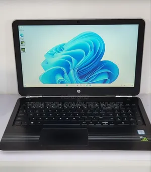 New Laptop HP Pavilion 15 8GB Intel Core I5 SSD 256GB