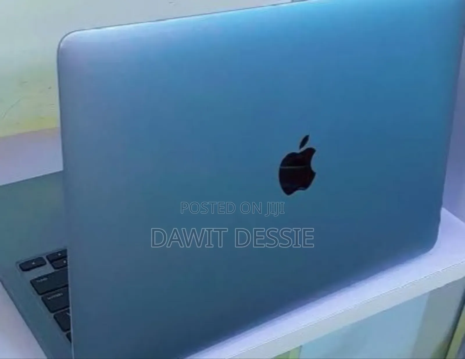 New Laptop Apple MacBook Air 2020 M1 8GB Apple M1 SSD 256GB