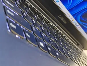 New Laptop Lenovo Legion 5 16GB AMD Ryzen 7 SSD 1T