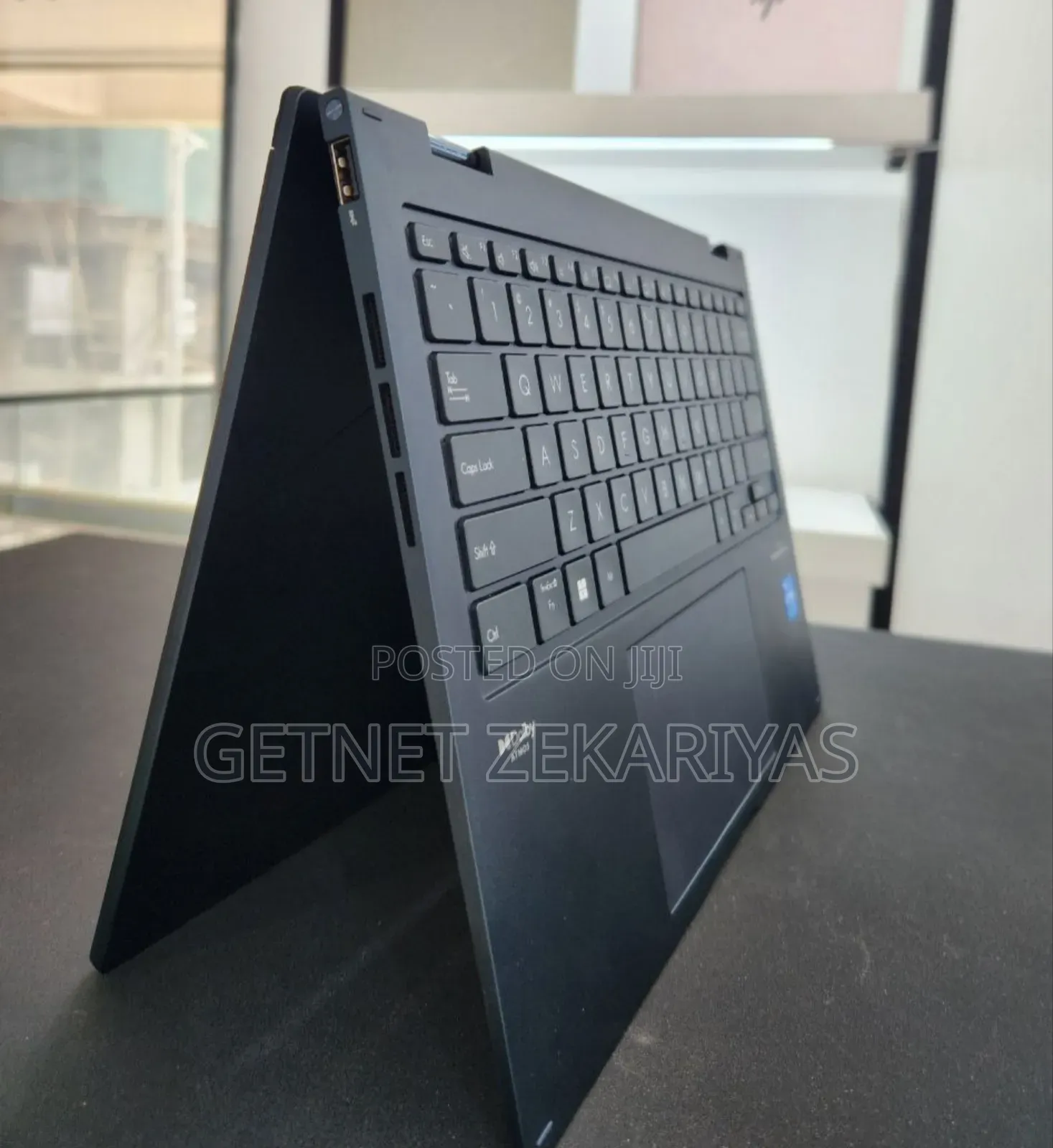 New Laptop Lenovo ThinkPad Yoga 16GB Intel Core Ultra 7 SSD 1T