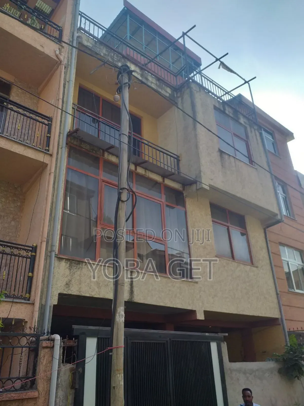 Furnished 5bdrm House in Akaky Kaliti for sale