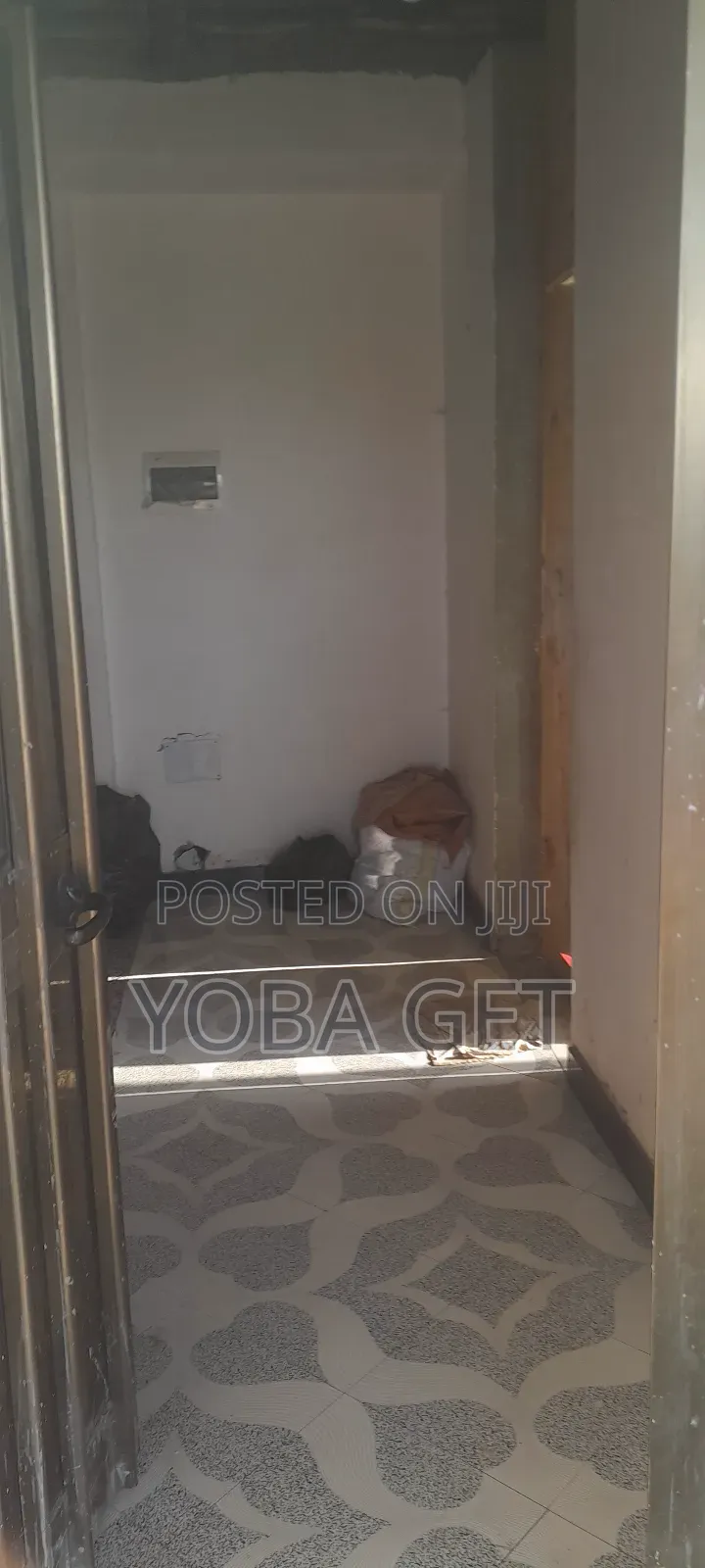 Furnished 5bdrm House in Akaky Kaliti for sale