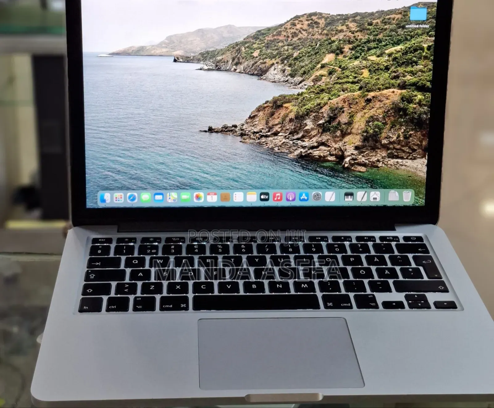New Laptop Apple MacBook Pro 2014 8GB Intel Core I7 SSD 256GB