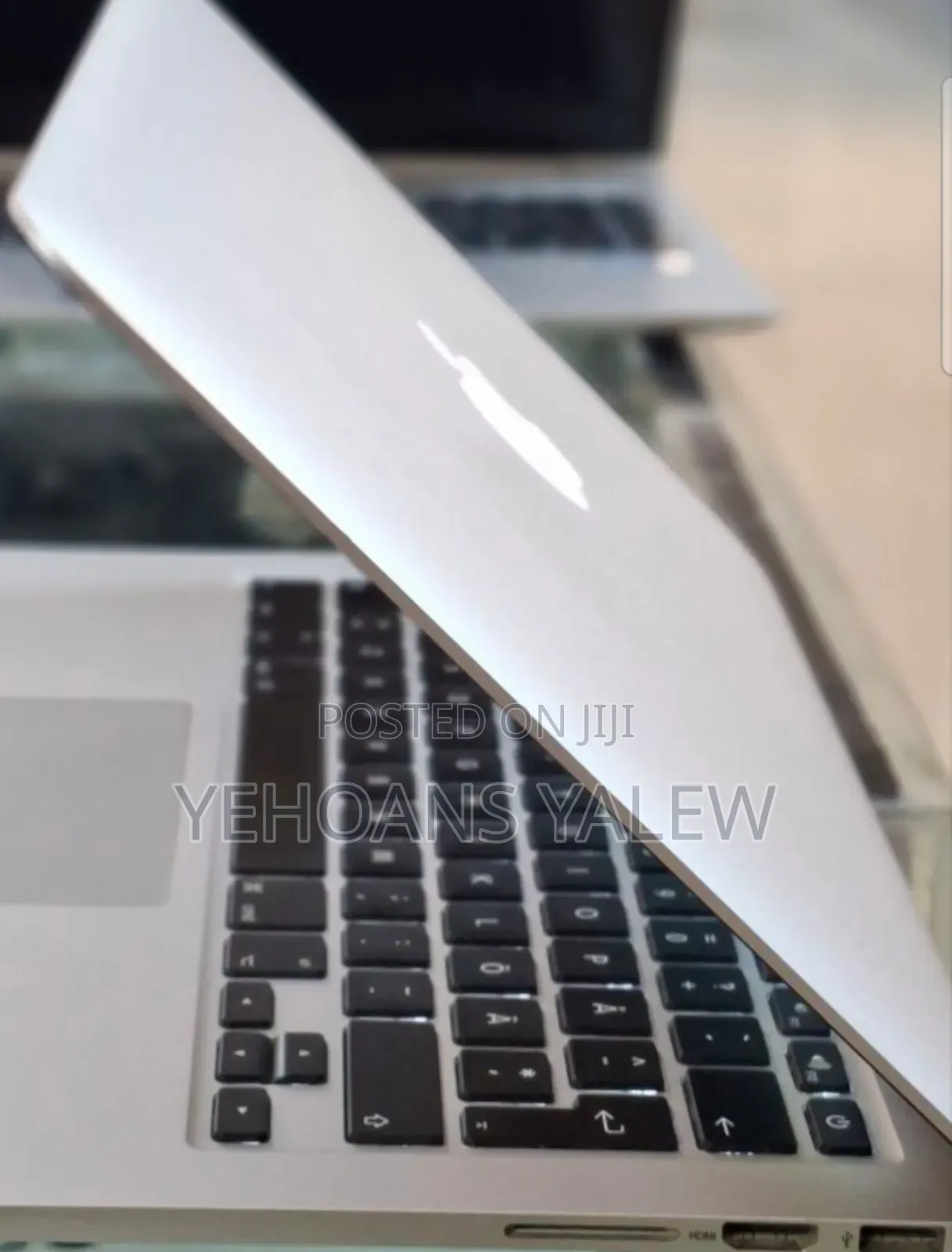 New Laptop Apple MacBook Pro 2014 8GB Intel Core I7 SSD 256GB