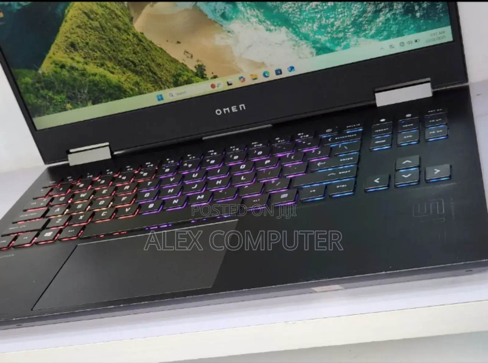 New Laptop HP Omen 15 16GB AMD Ryzen 7 SSD 512GB