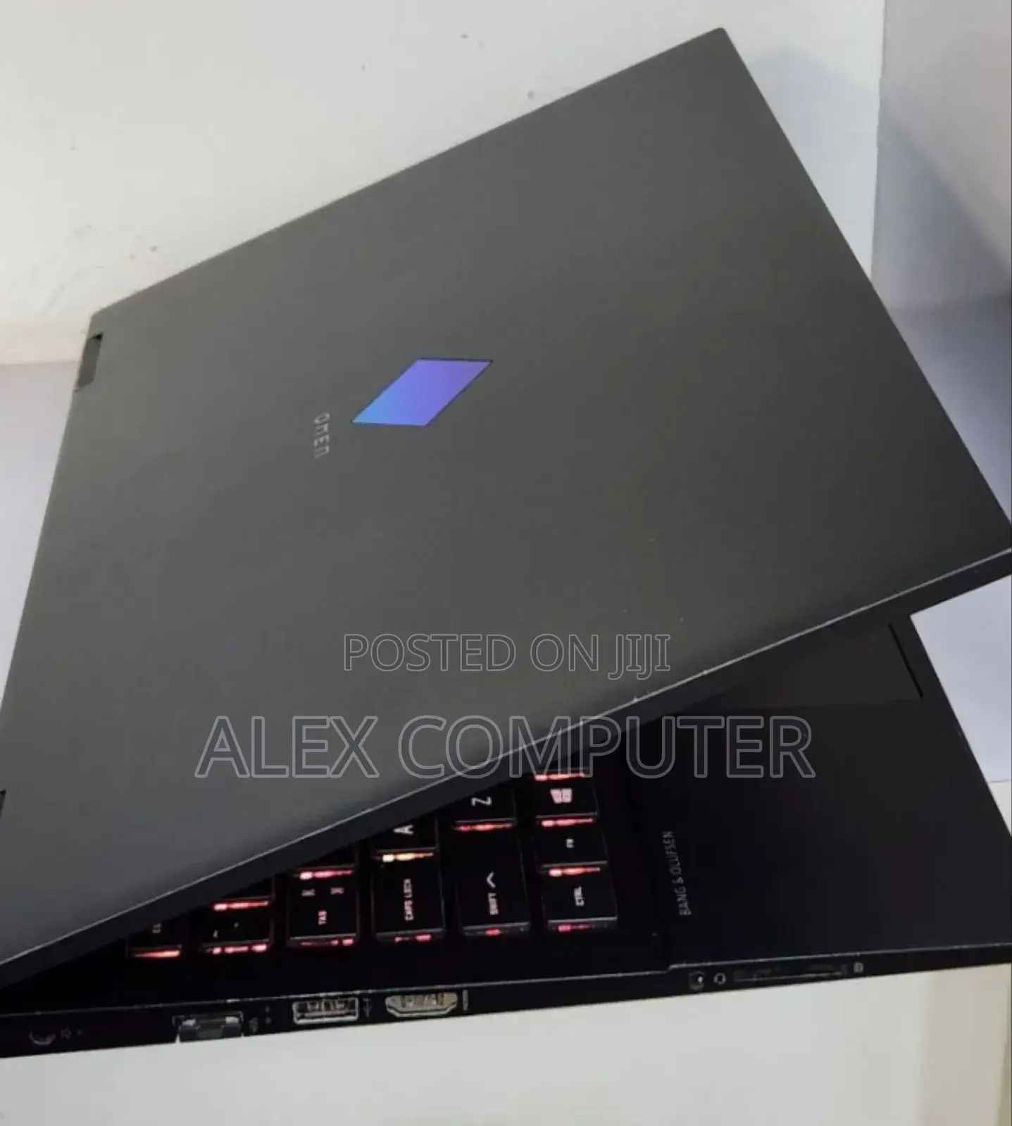 New Laptop HP Omen 15 16GB AMD Ryzen 7 SSD 512GB