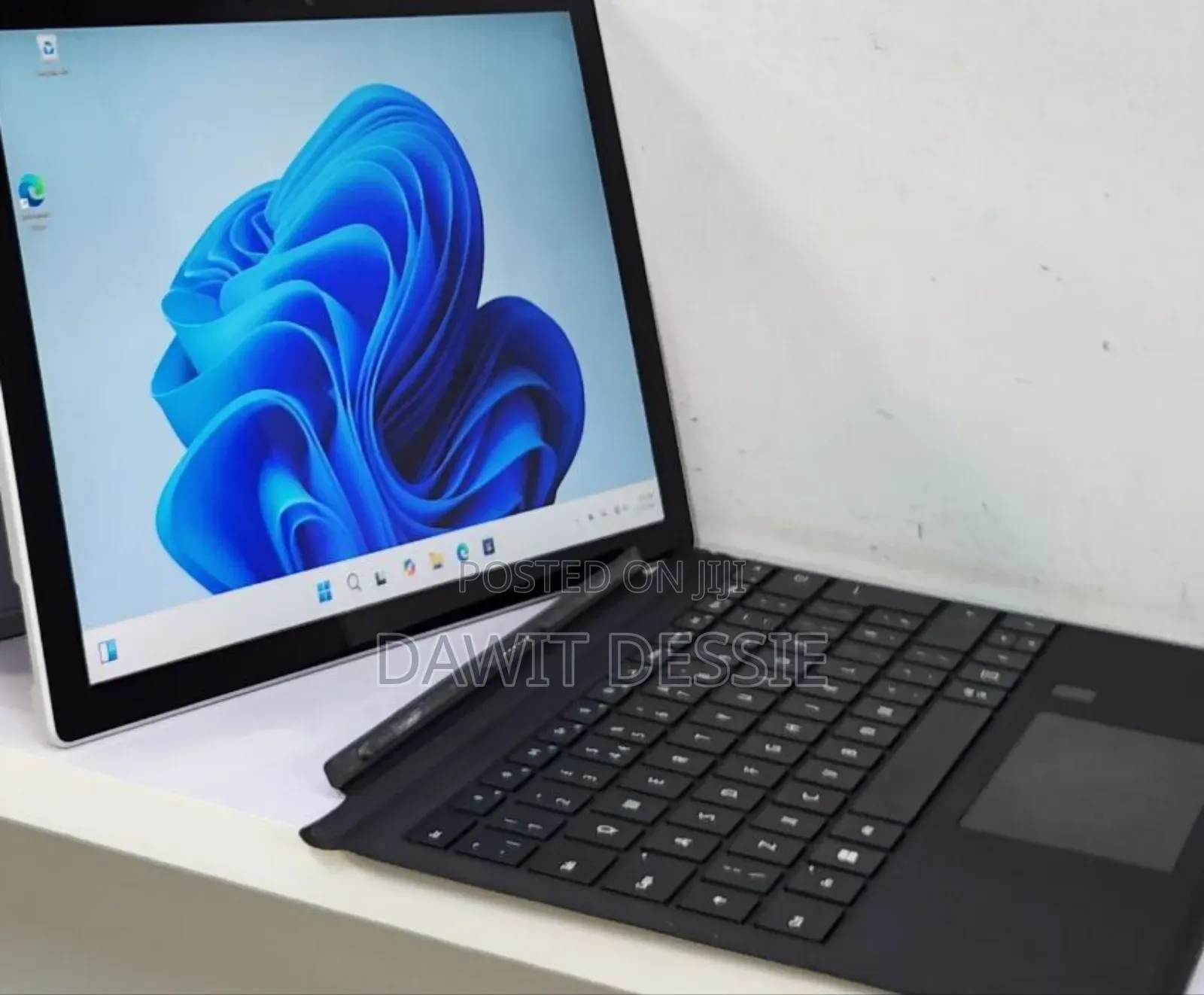 New Laptop Microsoft Surface 16GB Intel Core I5 SSD 256GB